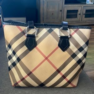 Burberry Tote bag